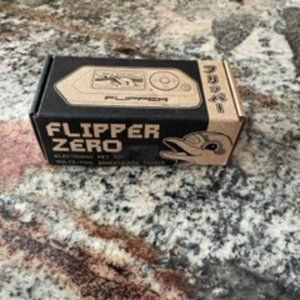 FLIPPER Zero White Electronic Pet Multi-Tool Device New Open Box